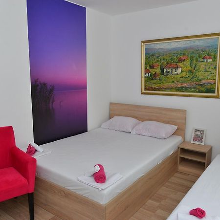 Rooms Ela Ela Prekodolce Eksteriør billede